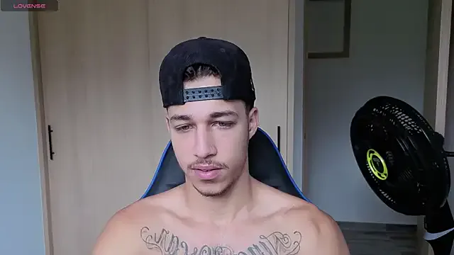 camiysebas21 – webcam model profile photo Image 7