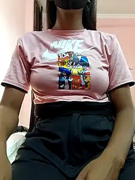 leoqueen1111 – webcam model profile photo Image 2