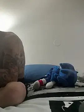 EmilyJune – webcam model profile photo Image 11