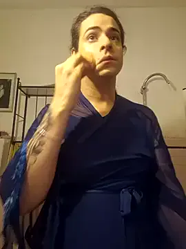 Milley_ggh – webcam model profile photo Image 2