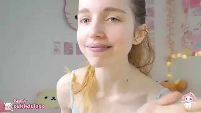 petiteluluxx Image 3