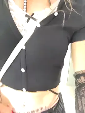 LorenVillanueva – webcam model profile photo Image 4