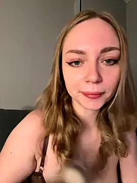 LolaSteven – webcam model profile photo Image 4