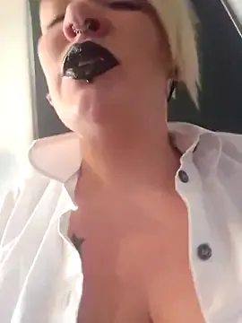 sexy-bu – webcam model profile photo Image 18