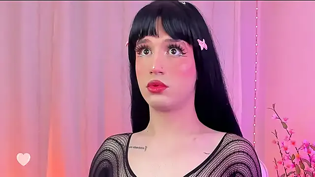 XoxoSky – webcam model profile photo Image 11