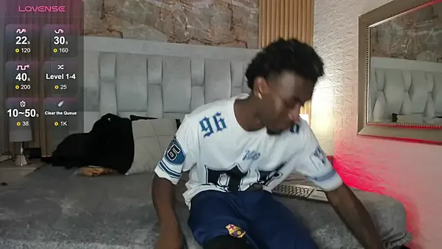 Selenafox_77 – webcam model profile photo Image 15