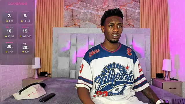 Selenafox_77 – webcam model profile photo Image 18