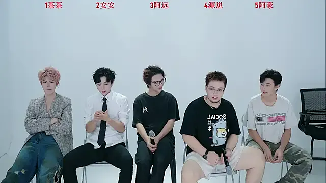 Scarlett_Allure – webcam model profile photo Image 2