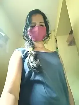 NinaParkerr – webcam model profile photo Image 10