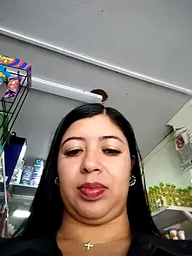 MiaDickens – webcam model profile photo Image 6