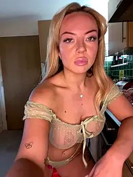 IvannahSkyy – webcam model profile photo Image 19