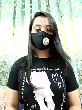 MystiMajesti – webcam model profile photo Image 12