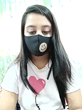 MystiMajesti – webcam model profile photo Image 13