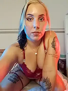 MeghanBlade – webcam model profile photo Image 19