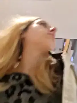 Priyajaanbaby – webcam model profile photo Image 9