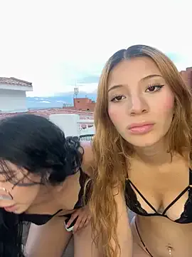 NovaSwan – webcam model profile photo Image 10