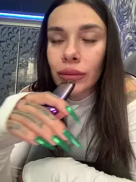 CintiaHolms – webcam model profile photo Image 11