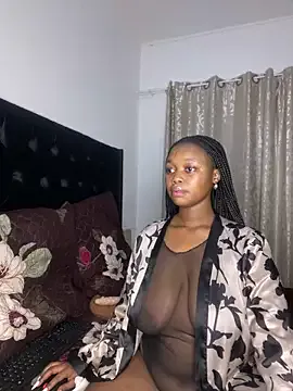 QueenTee23 Image 3