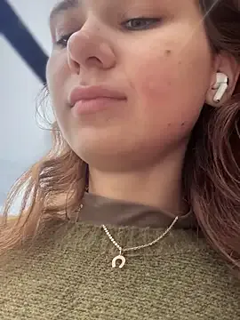 SunnyDesirexxx – webcam model profile photo Image 19