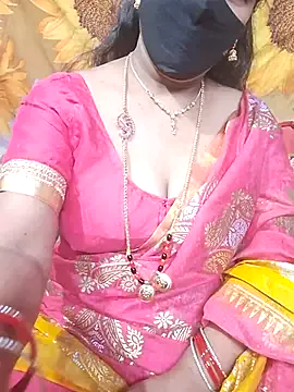 Raashi369 Image 7