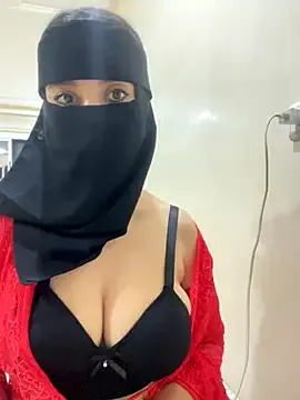AlvaHux – webcam model profile photo Image 19