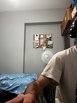 realroniraye – webcam model profile photo Image 9