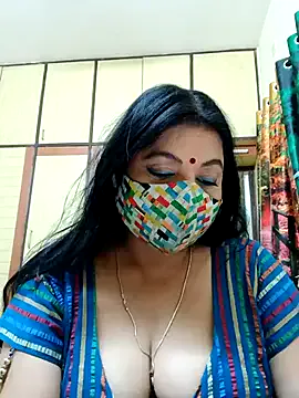 helenamoeller – webcam model profile photo Image 10