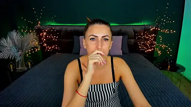 Alicia_Evans webcam show Image 16