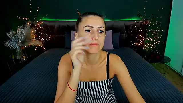 Alicia_Evans webcam show Image 8