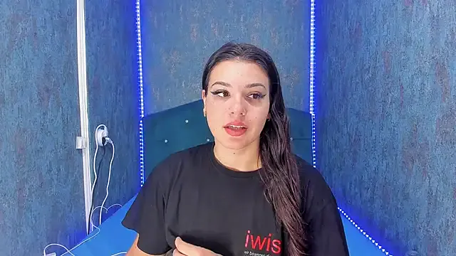 ReginaVelvet – webcam model profile photo Image 13