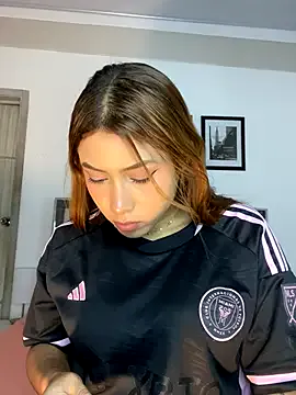 CourtneyCorsetX – webcam model profile photo Image 10