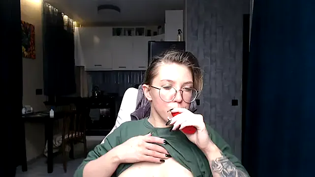 UrielRay – webcam model profile photo Image 19