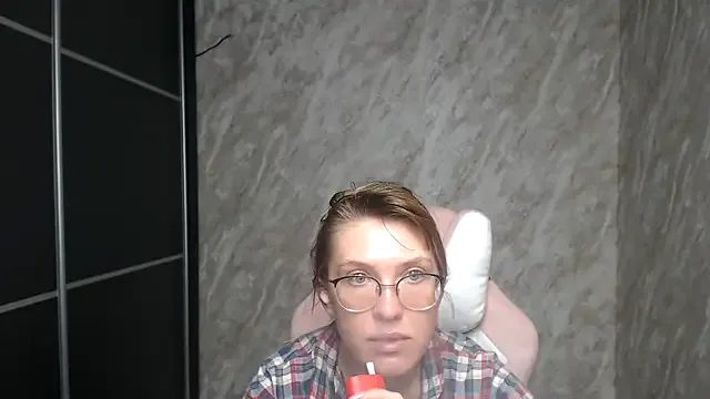 UrielRay – webcam model profile photo Image 5