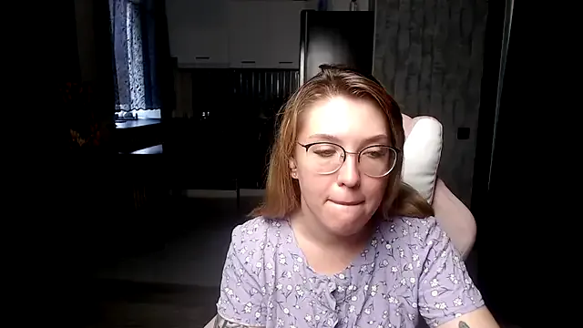 UrielRay – webcam model profile photo Image 7