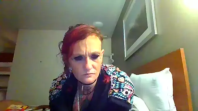 NinaParkerr – webcam model profile photo Image 10