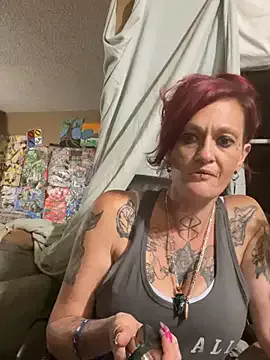 NinaParkerr – webcam model profile photo Image 3