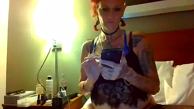 NinaParkerr – webcam model profile photo Image 9