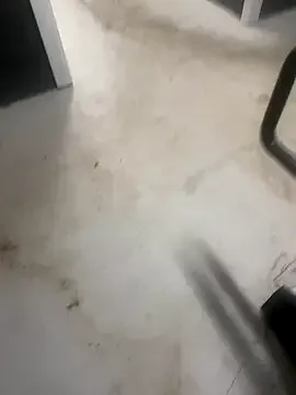 KingWizzle – webcam model profile photo Image 15