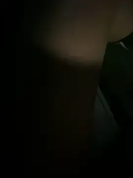 KingWizzle – webcam model profile photo Image 9