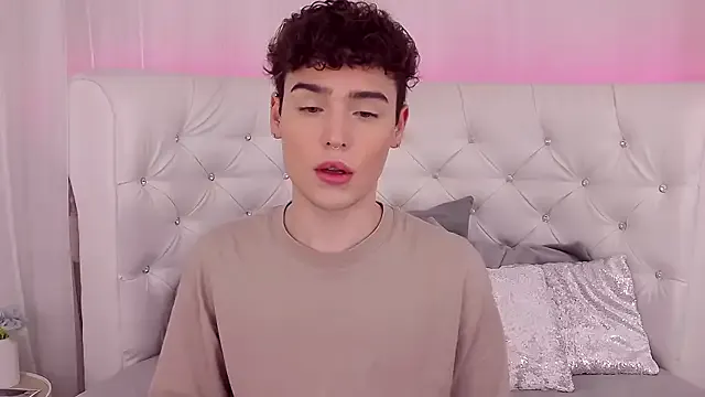 beautyheart28 – webcam model profile photo Image 11