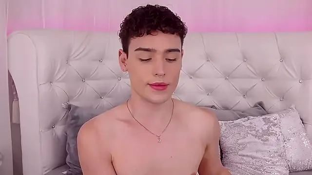 beautyheart28 – webcam model profile photo Image 6