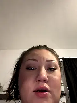 RoxiBlack – webcam model profile photo Image 2