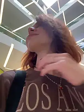 Layla_ly – webcam model profile photo Image 19