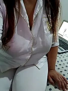 CataStones – webcam model profile photo Image 16