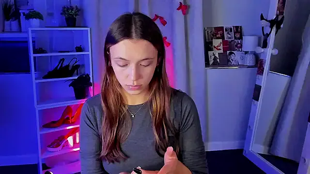 ClaireBree – webcam model profile photo Image 15