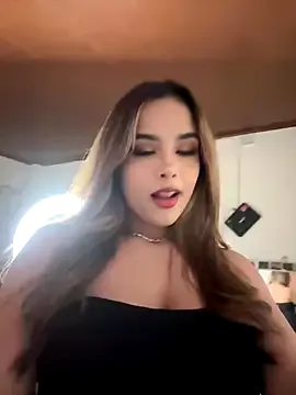 TanyaBrowns – webcam model profile photo Image 4