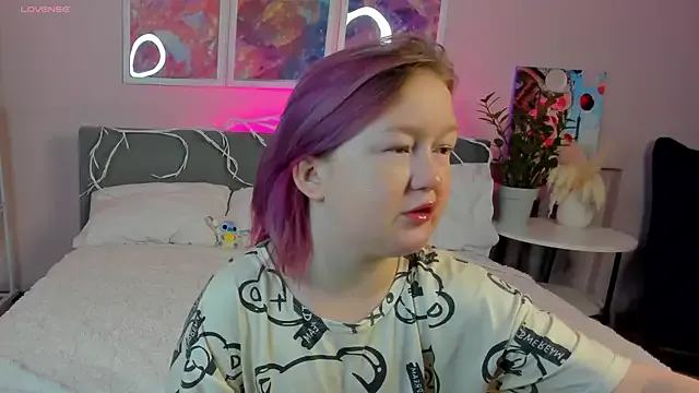 DeliaMarlow – webcam model profile photo Image 10