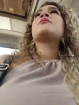 Sara_smiiith211 Image 2