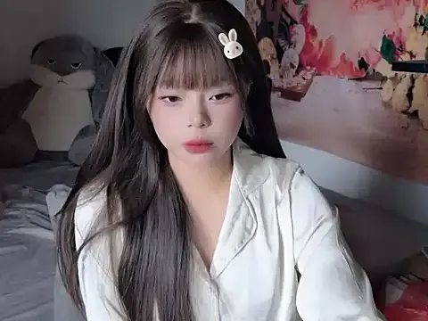 LolaLustful – webcam model profile photo Image 7