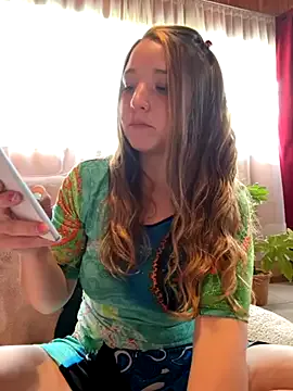 DaisyBloomX – webcam model profile photo Image 17